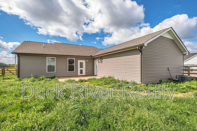 Building Photo - 38 Kasen Ln
