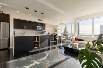 Building Photo - 59 E Liberty St