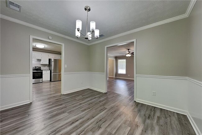Building Photo - 1275 Shamrock Hill Cir