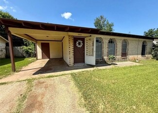 Building Photo - 4809 Sullivan St