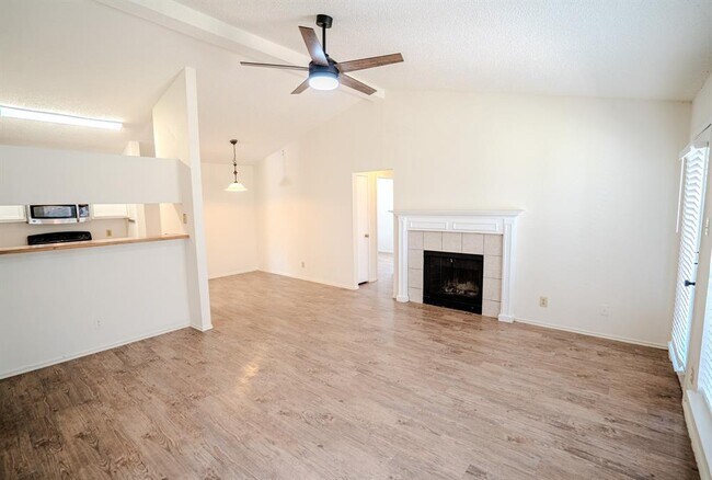 Building Photo - 517 Cutty Trail