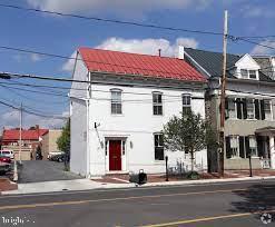 Primary Photo - 47 S Cameron St