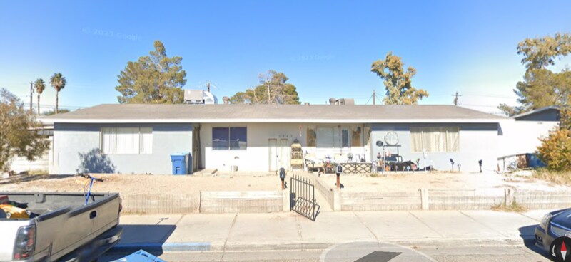 Primary Photo - 5242 E Bonanza Rd