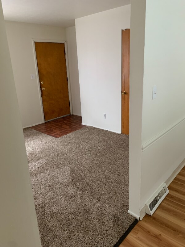 Foto del edificio - 1210 Wyley Ave