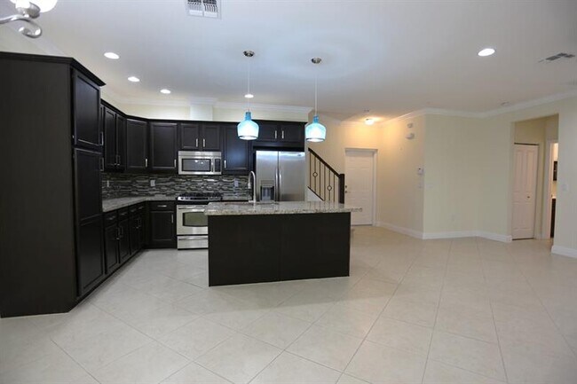 Building Photo - 3311 NW 125th Way