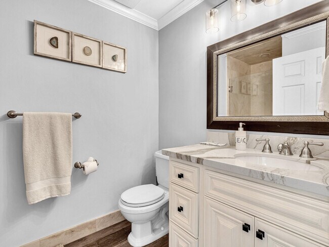 Building Photo - 3602 S Ocean Blvd