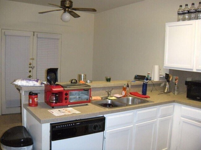 Foto del edificio - K079 - Parapet #204