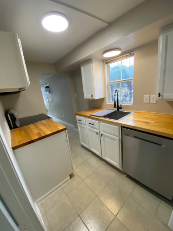 Foto del edificio - 904 Tulane St