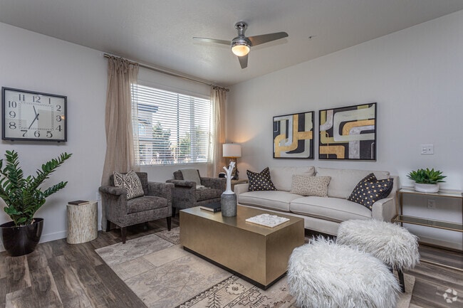 2BR, 2BA - Temperate - Axio 8400