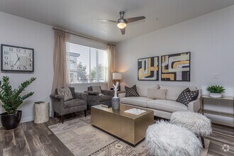 2BR, 2BA - Temperate - Axio 8400