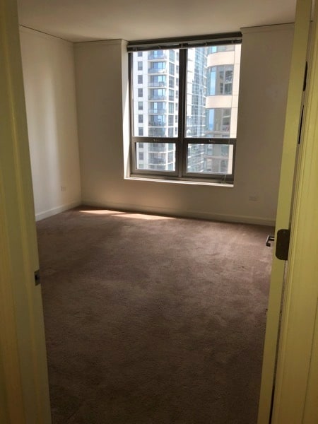 Foto del edificio - 420 E Waterside Dr