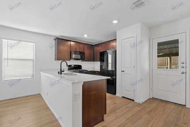 Building Photo - 9729 Motley Dr