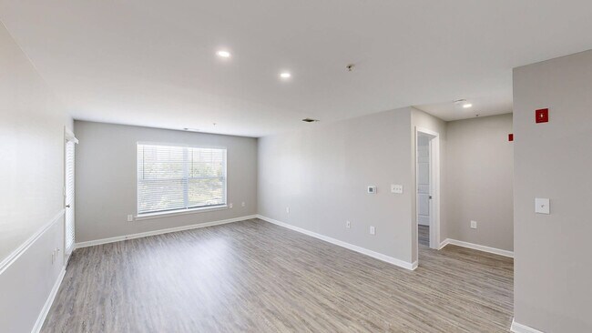 Interior Photo - Bradlee Danvers