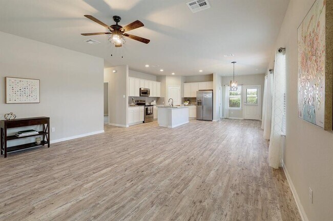 Foto del edificio - 460 Galway Bay Ln
