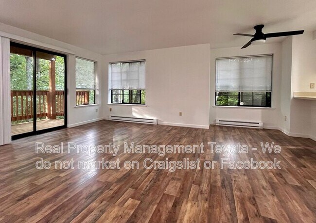 Foto del edificio - 1338 Puget St