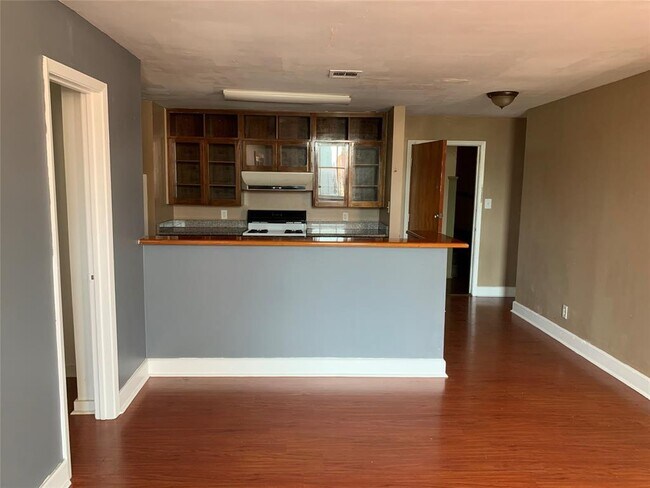 Foto del edificio - 2104 Strand St