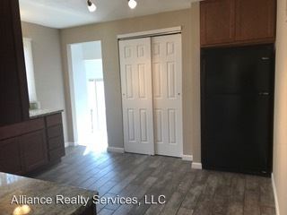 Foto del edificio - 7818 Clevedon St