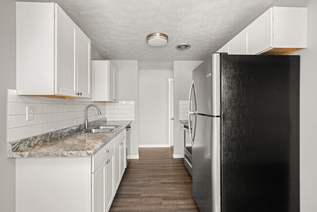Foto del edificio - 11512 E Railroad Ave
