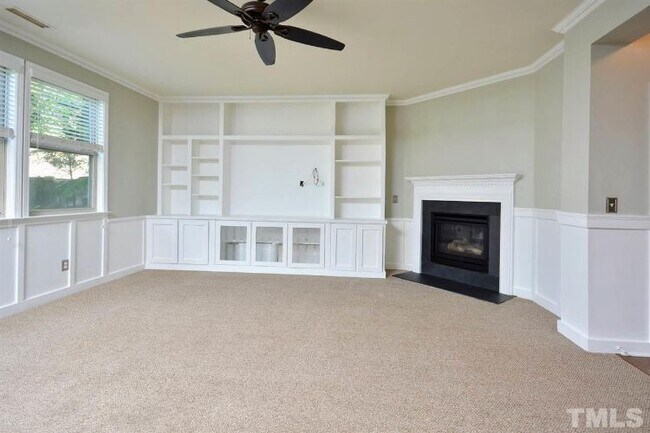 Building Photo - 909 Iverton Ln