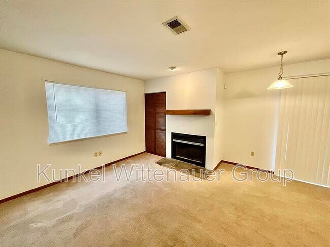 Foto del edificio - 51 Pepperwood Ct