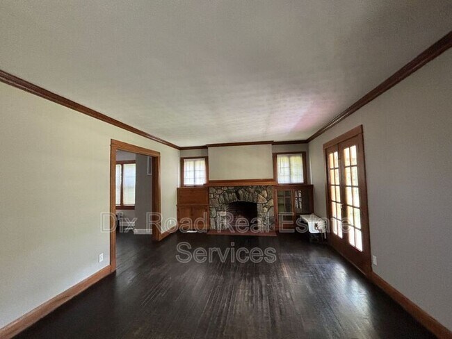 Building Photo - 1501 Glenbeck Ave