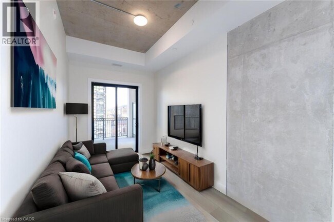 Photo du bâtiment - 169 James St S