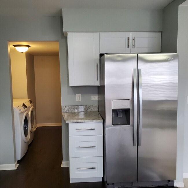 Foto del edificio - 552 Alton Ct