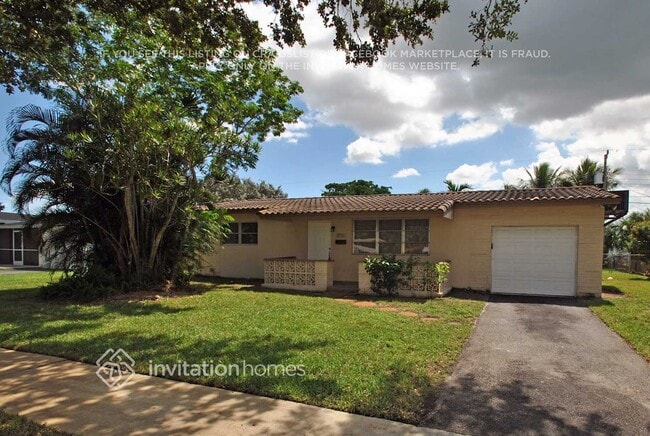 Building Photo - 8954 SW 52nd Pl