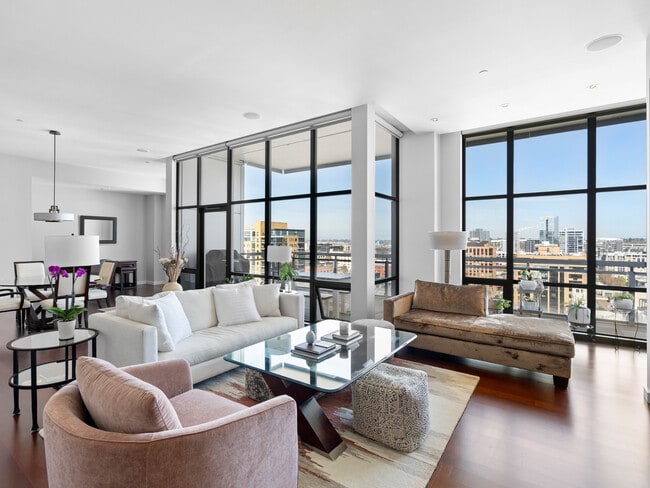 Foto del edificio - 1025 NW Couch St