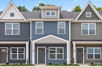 Building Photo - 113 Front Rdg Cir