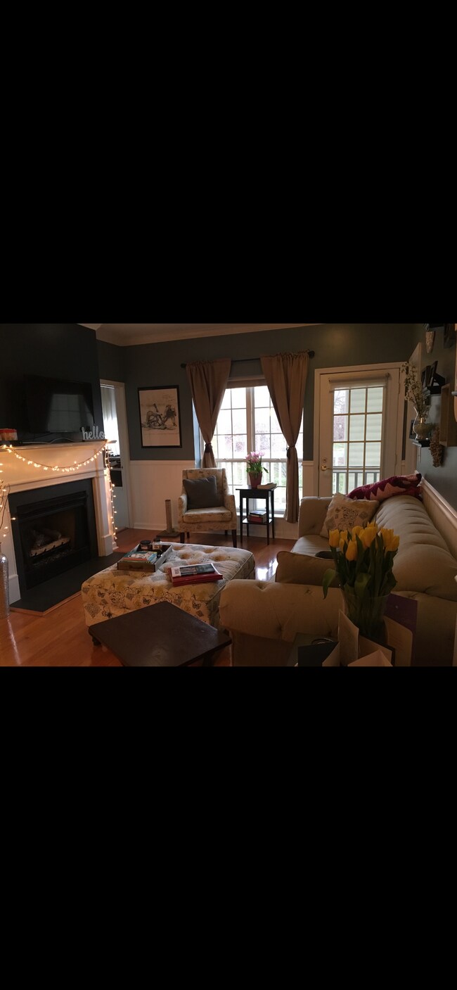 Building Photo - 4560 Strutfield Ln