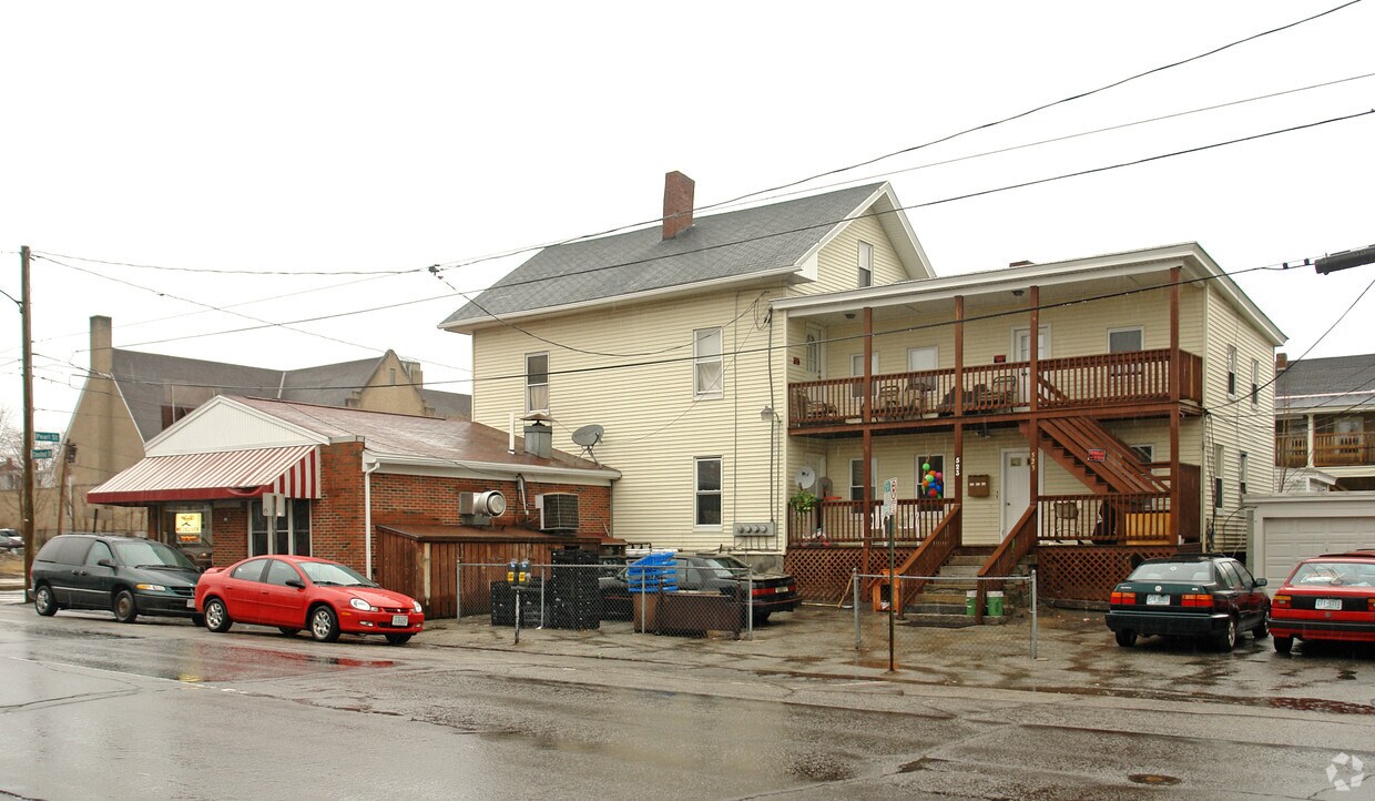 Building Photo - 525 Chestnut St