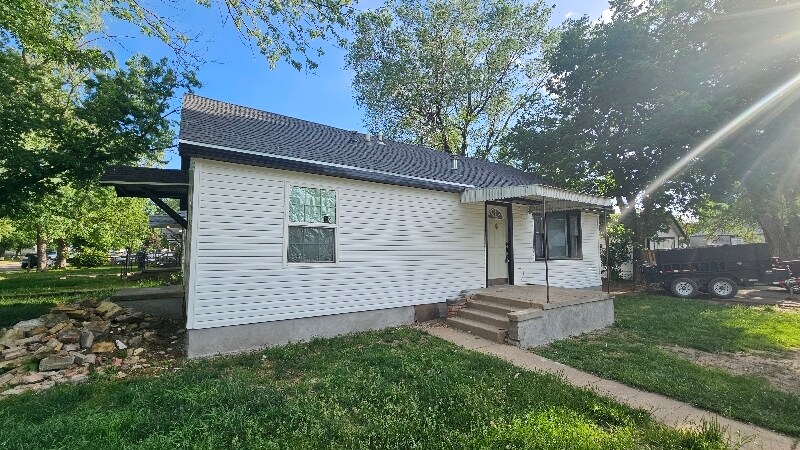 Primary Photo - 1019 N Tenth St