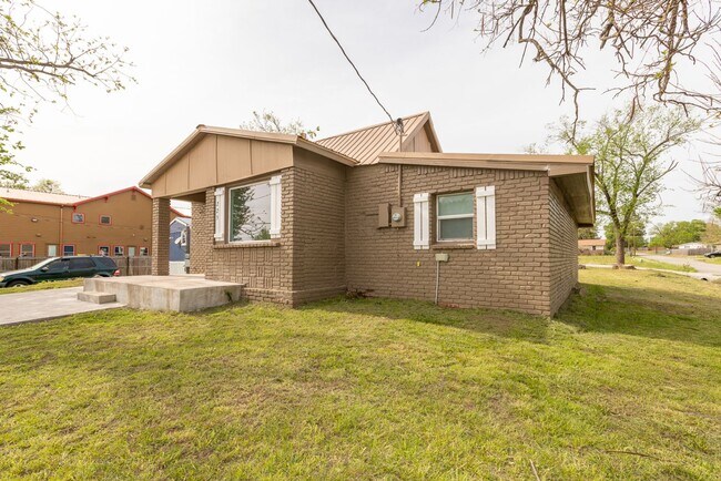 Foto del edificio - 3 Bed | 2 Bath in Coweta!