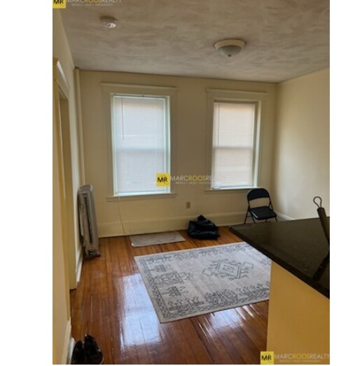 Building Photo - 55 Queensberry St