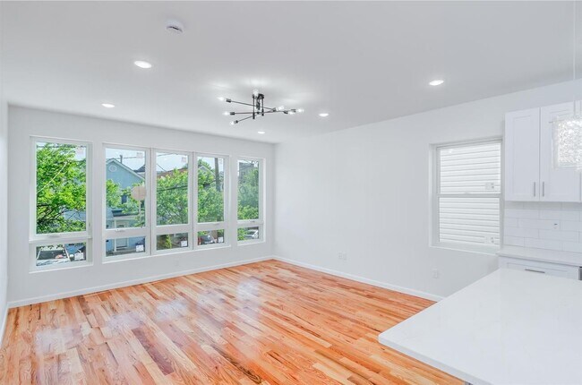 Foto del edificio - 85 Myrtle Ave