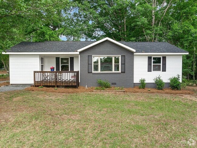 Building Photo - 479 Neelys Creek Rd