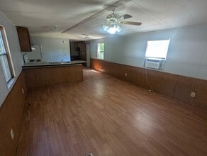 Building Photo - 220 Pamela's Pl