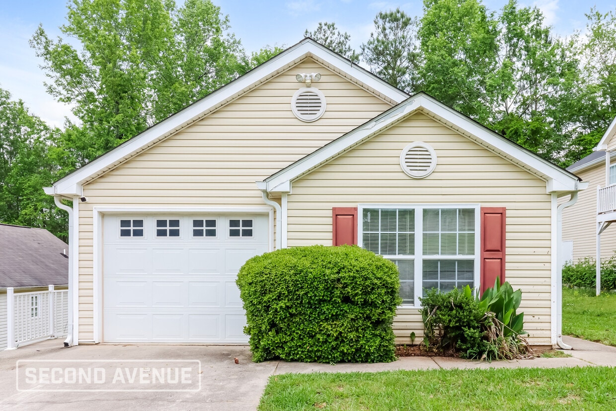 Primary Photo - 1028 Abercorn Way