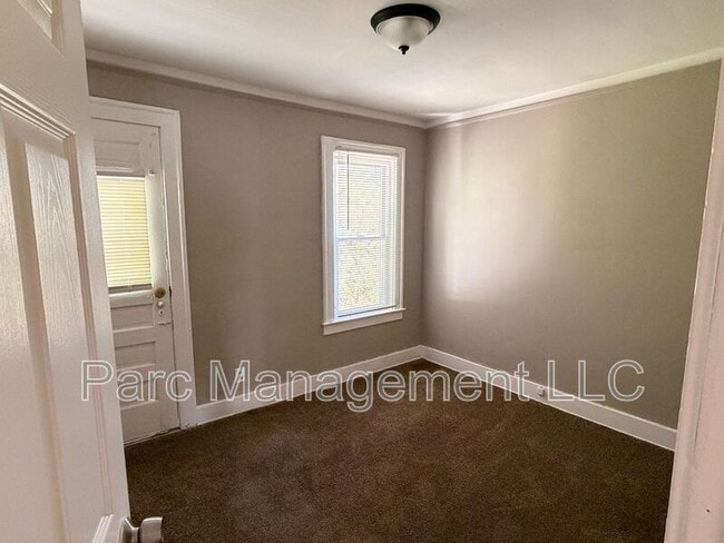 Foto del edificio - 16730 Woodingham Dr