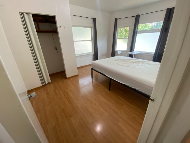 Foto principal - 1780 Le Roy Ave