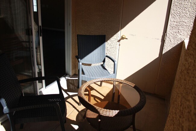Foto del edificio - 7660 W Eldorado Ln