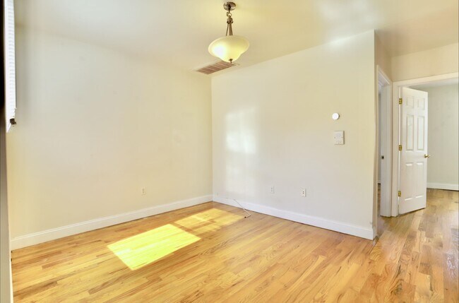 Foto del edificio - 47 Coles St