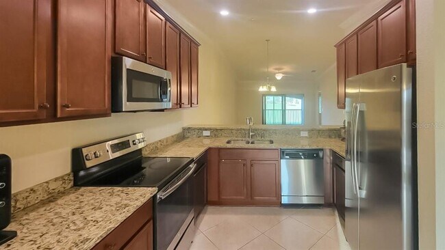 Building Photo - 5528 Palmer Cir