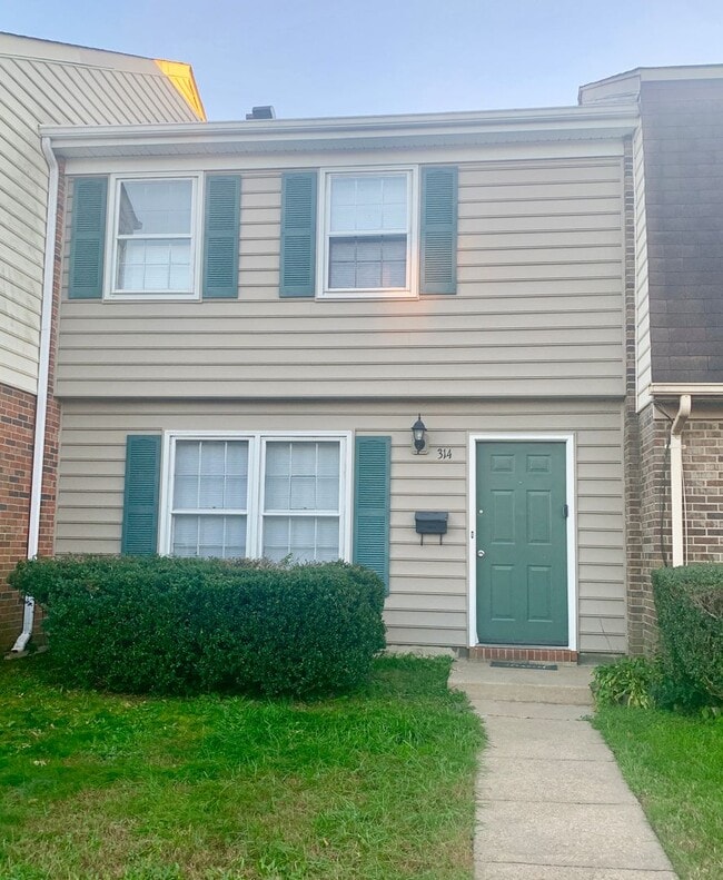 Building Photo - 314 Clay St