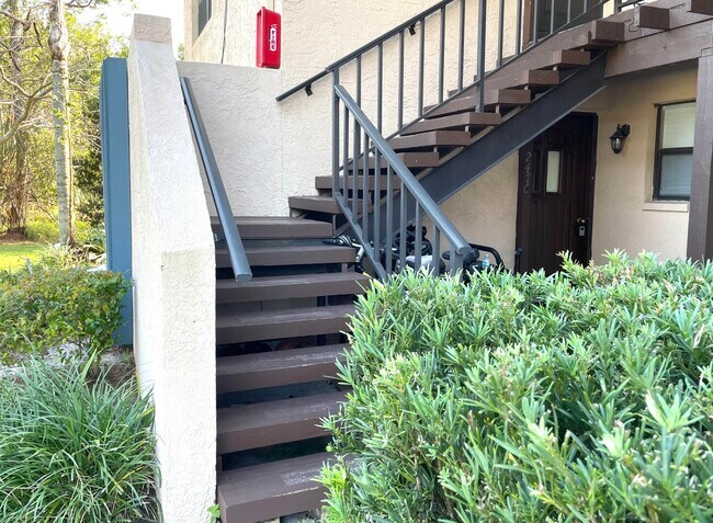 Foto del edificio - 2476 SE Garden Terrace