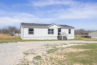 Building Photo - 1730 Wildhorse Ln