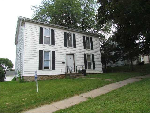 Primary Photo - 120 1st Ave NE