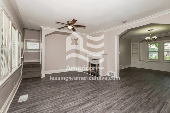 Foto del edificio - 3463 W 128th St