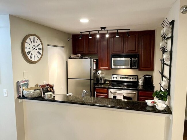 Building Photo - 2 bedroom in Bloomingdale IL 60108